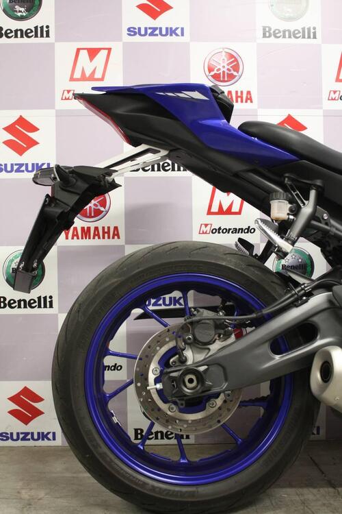 Yamaha YZF R7 (2021 - 24) (4)