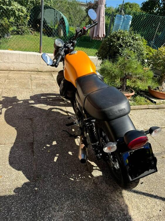 Moto Guzzi V7 III Stone (2017 - 20) (3)