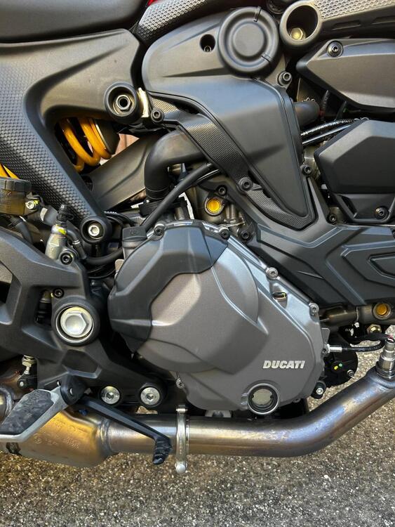 Ducati Monster 937 + (2021 - 24) (2)