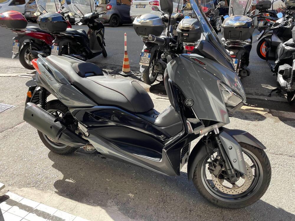 Yamaha X-Max 300 Tech Max (2021 - 24) (3)