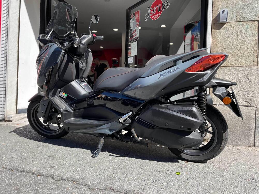 Yamaha X-Max 300 Tech Max (2021 - 24) (4)