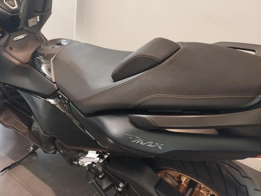 Yamaha T-Max 560 Tech Max (2022 - 24) (5)