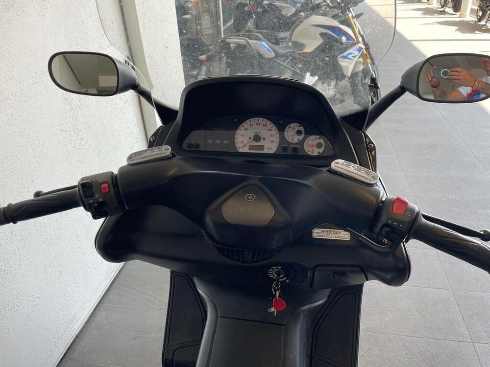 Yamaha T-Max 500 (2001 - 03) (4)