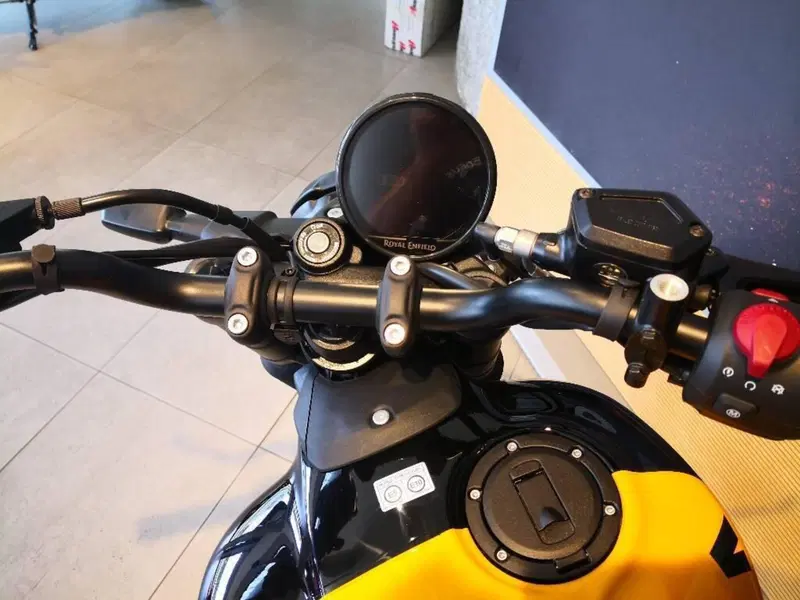 Royal Enfield Guerrilla 450 (2024 - 26) (12)