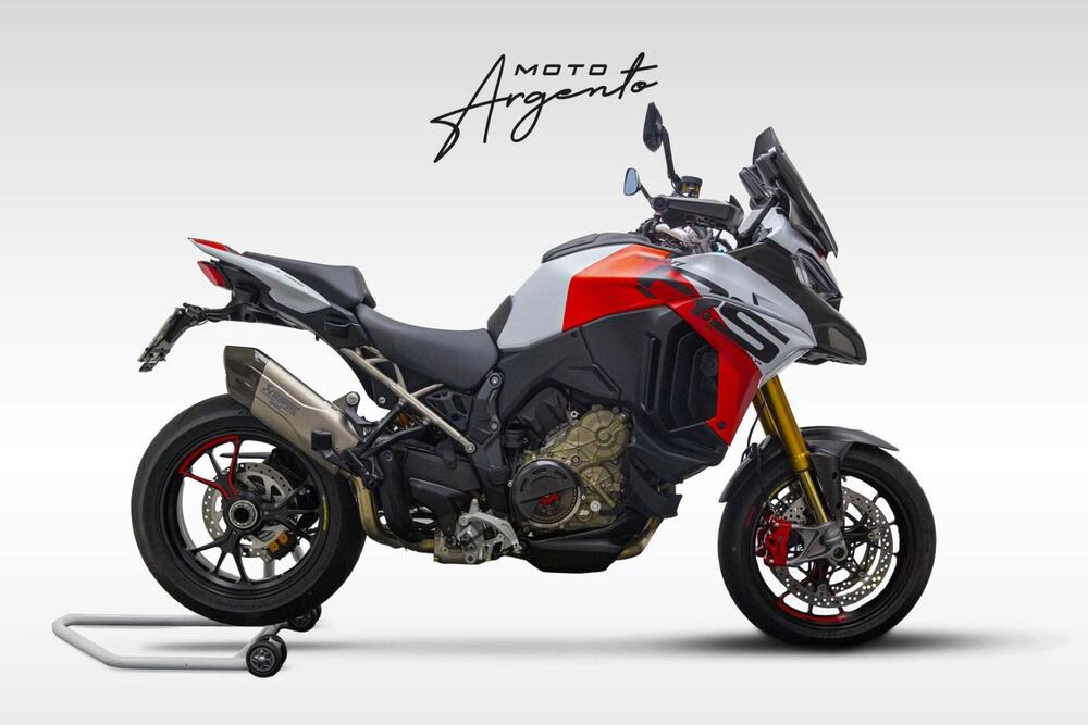 Ducati Multistrada V4 RS (2024)