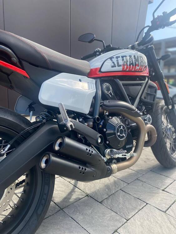 Ducati Scrambler 800 Urban Motard (2022) (3)