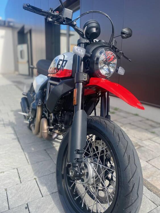 Ducati Scrambler 800 Urban Motard (2022) (4)