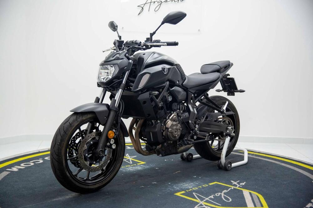 Yamaha MT-07 (2018 - 20) (3)