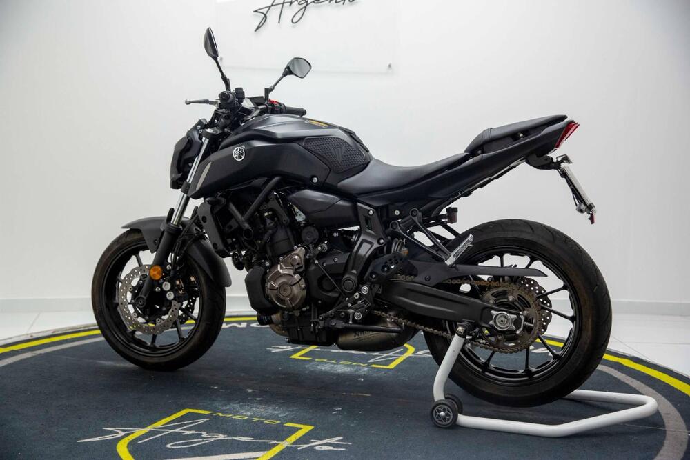 Yamaha MT-07 (2018 - 20) (5)