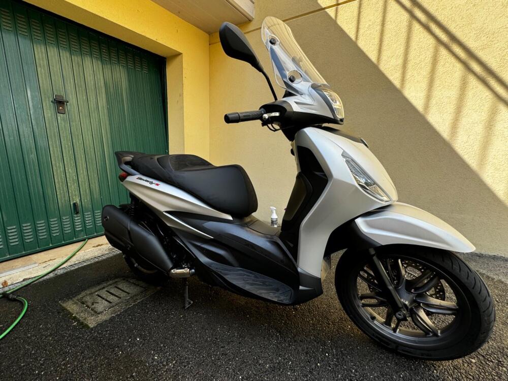 Piaggio Beverly 400 S ABS-ASR (2021 - 24) (2)