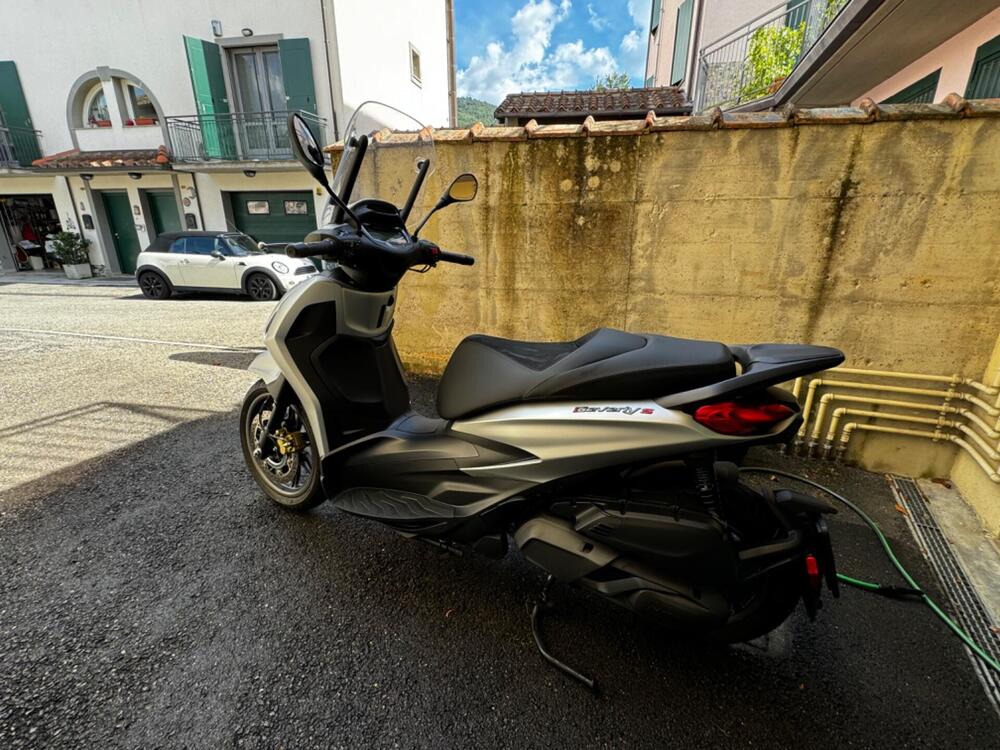 Piaggio Beverly 400 S ABS-ASR (2021 - 24) (4)