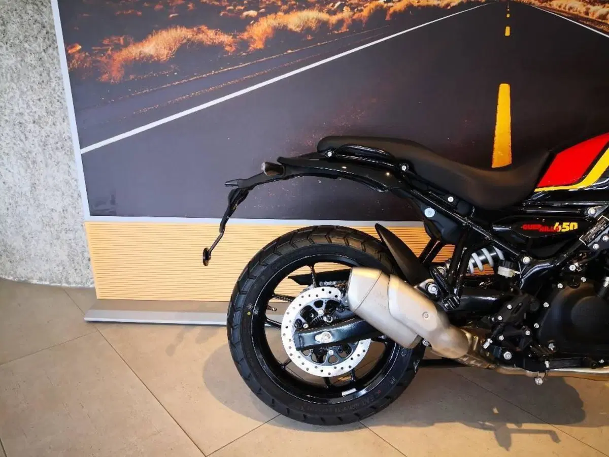 Royal Enfield Guerrilla 450 (2024 - 26) (5)