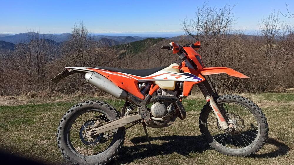 KTM EXC 350 F (2023) (3)