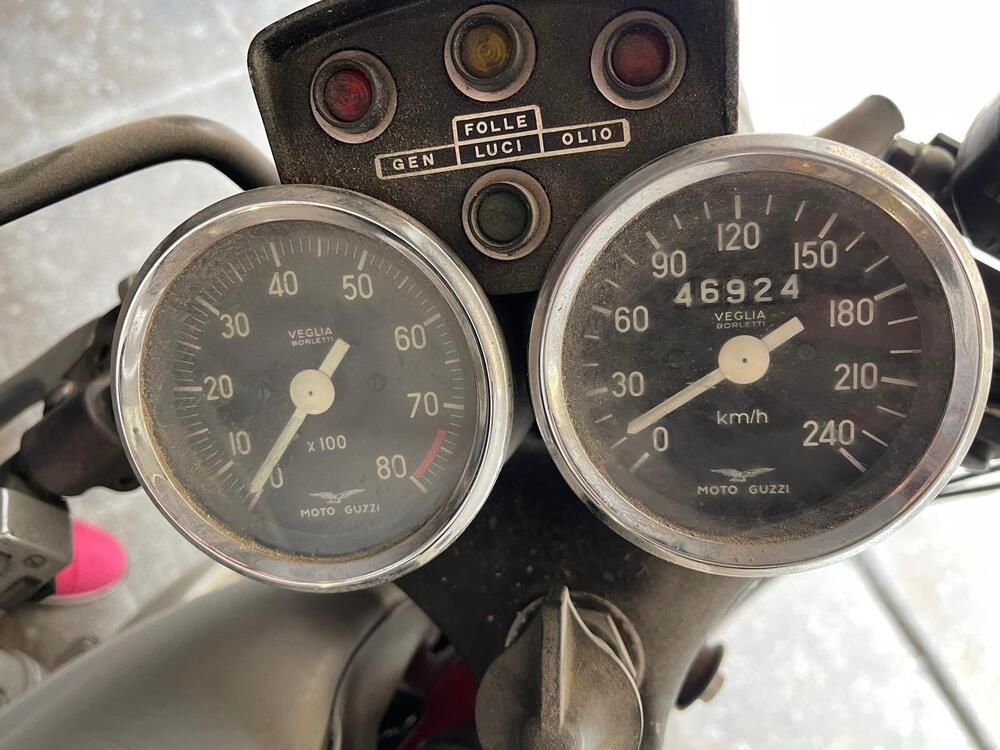 Moto Guzzi V7 SPORT (2)