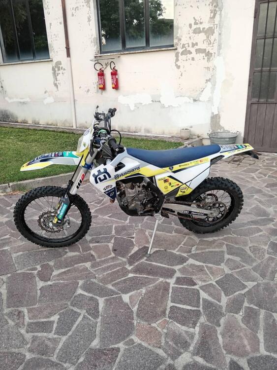 Husqvarna FE 250 (2022) (2)