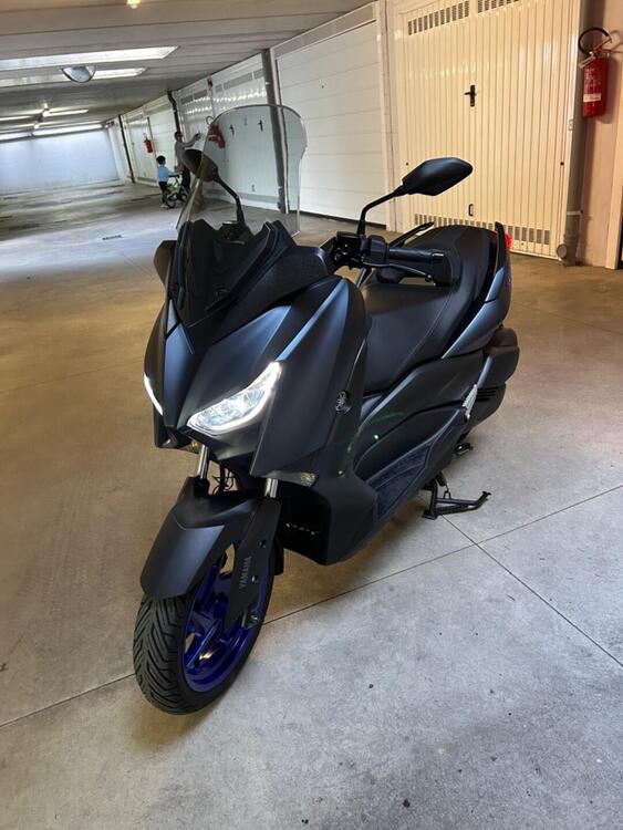 Yamaha X-Max 300 (2021 - 24) (3)