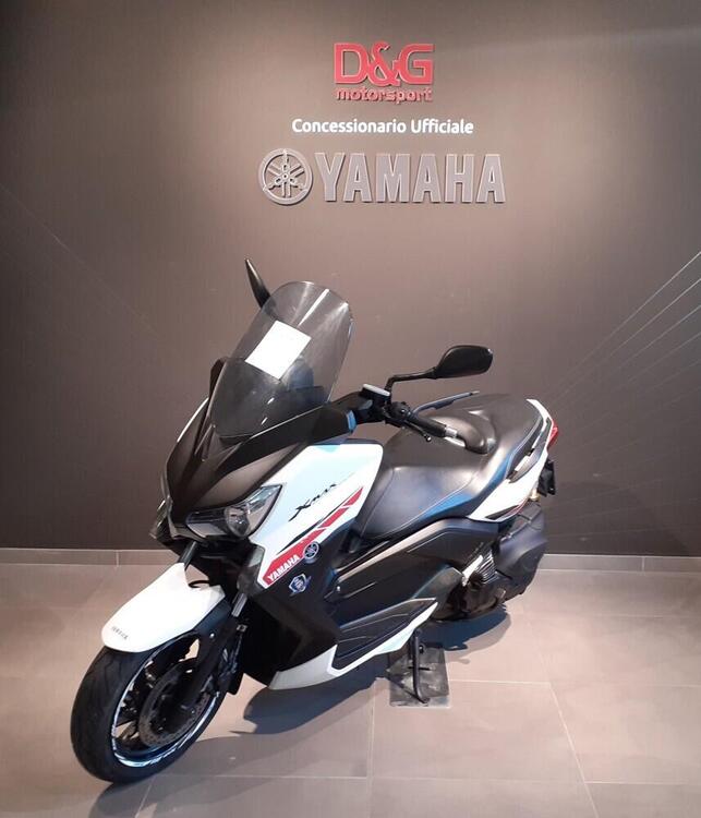 Yamaha X-Max 400 (2013 - 16) (3)