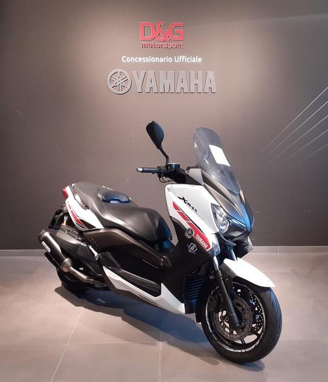 Yamaha X-Max 400 (2013 - 16) (4)