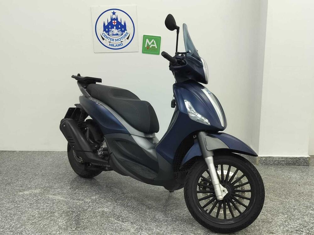 Piaggio Beverly 300 i.e. ABS-ASR (2016 - 20) (4)