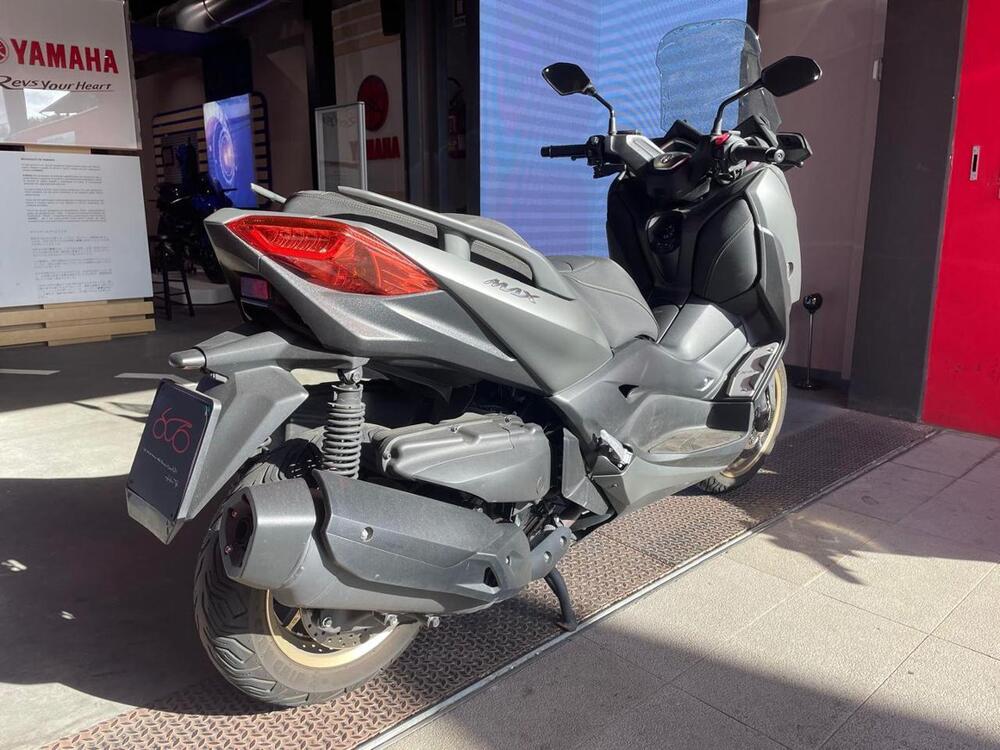 Yamaha X-Max 300 (2021 - 24) (3)