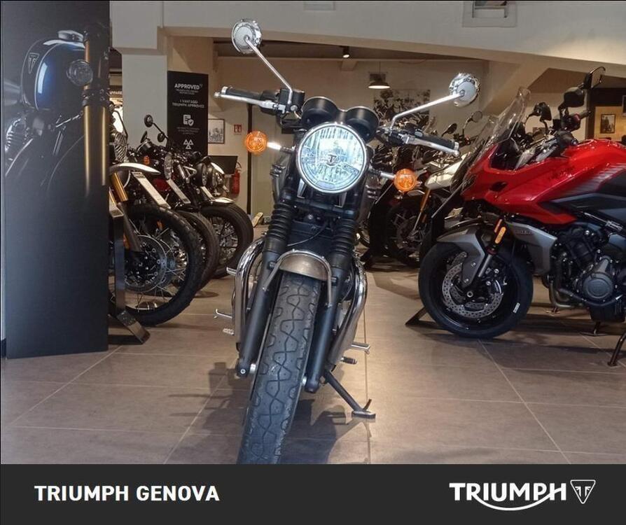 Triumph Bonneville T120 Gold Line Edition (2022 - 23) (2)