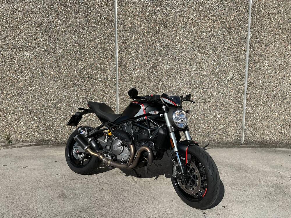 Ducati Monster 821 Stealth (2019 - 20) (4)