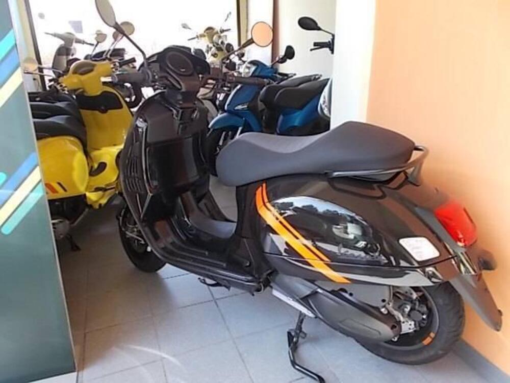 Vespa GTV 300 Hpe (2023 - 24) (2)