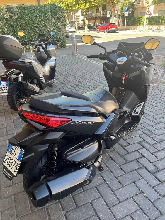 Yamaha X-Max 400 Iron Max ABS (2016) (4)