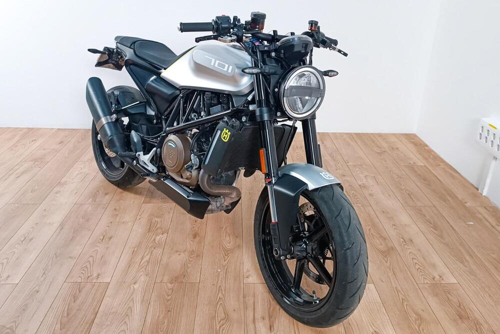 Husqvarna Vitpilen 701 (2018 - 19) (2)