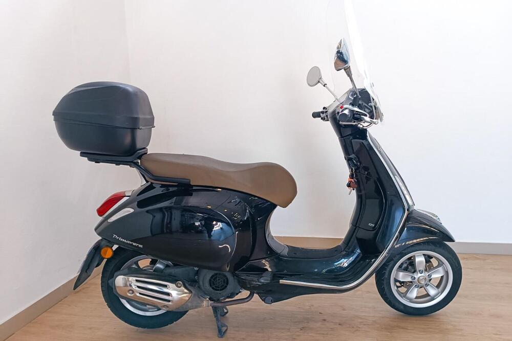 Vespa Primavera 125 3V i-get ABS (2017 - 18)