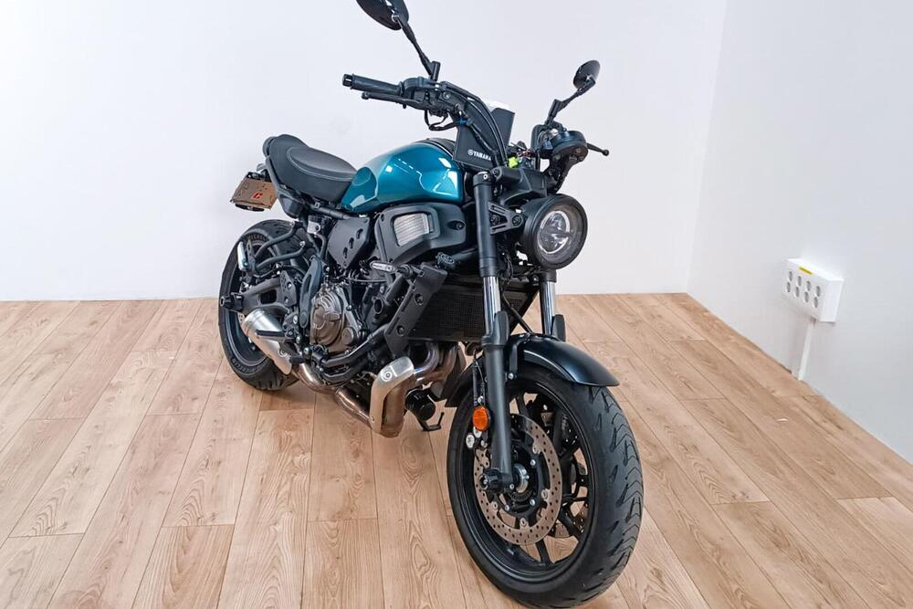 Yamaha XSR 700 Legacy (2023 - 24) (2)