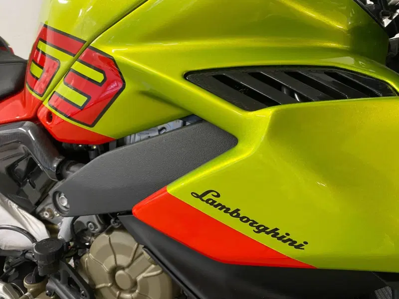Ducati Streetfighter V4 Lamborghini (2023 - 24) (4)