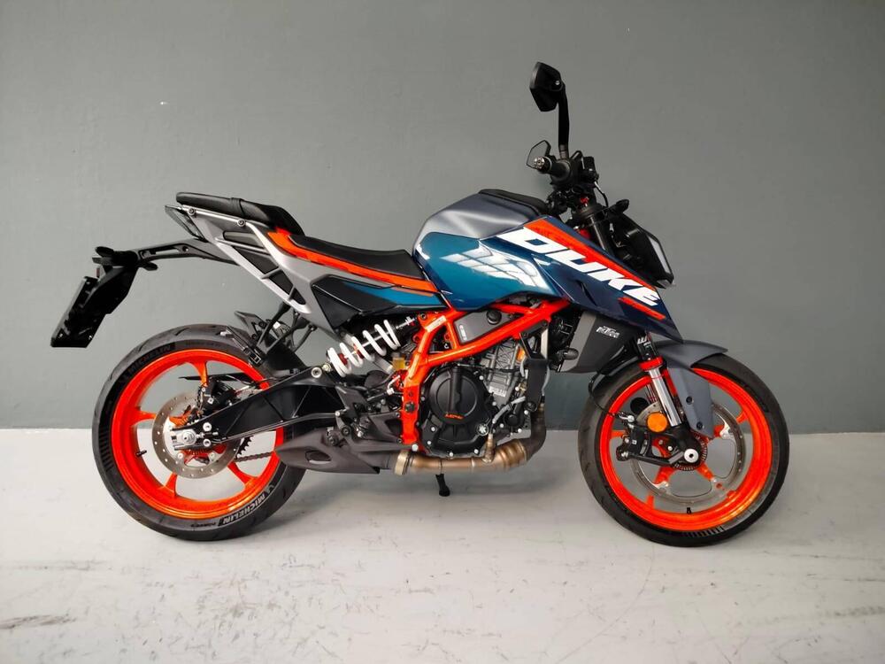 KTM 390 Duke (2024)