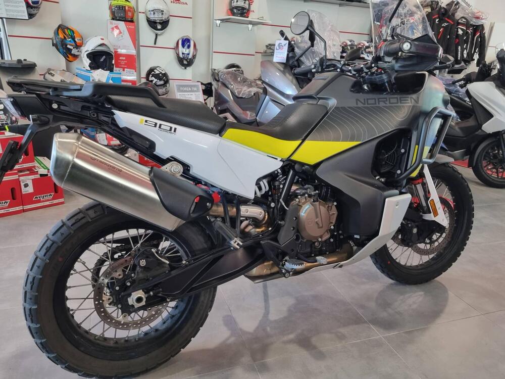 Husqvarna Norden 901 (2022 - 24) (2)