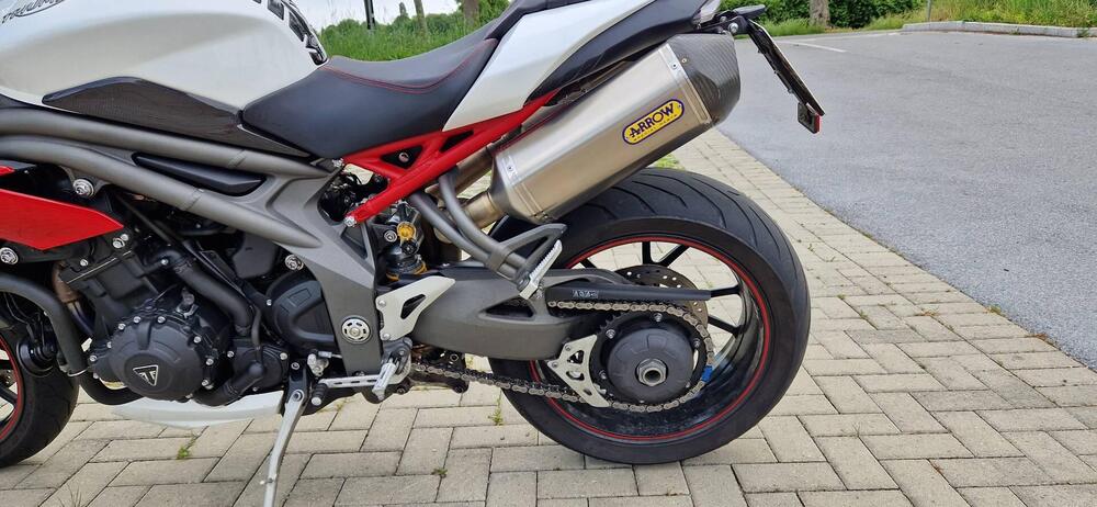 Triumph Speed Triple 1050 R ABS (2016 - 17) (4)