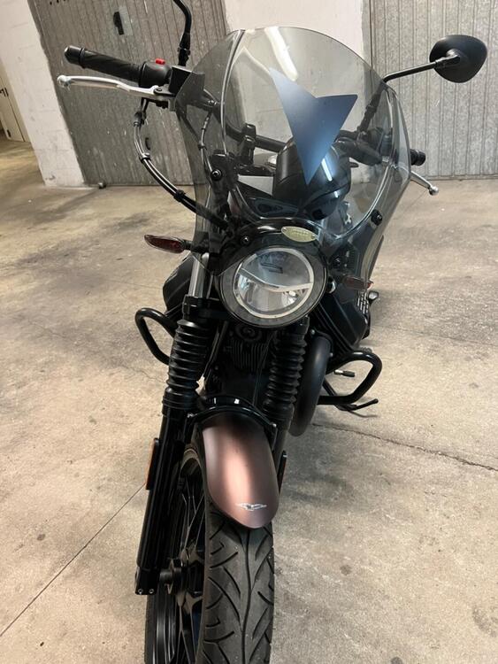 Moto Guzzi V7 III Stone Night Pack (2019 - 20) (5)