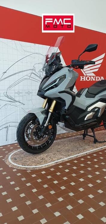 Honda X-ADV 750 DCT (2021 - 24) (4)