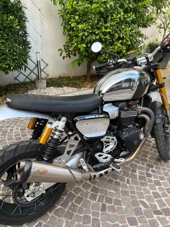 Triumph Scrambler 1200 XE Chrome Edition (2023) (2)