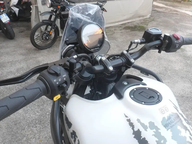 Royal Enfield Himalayan 450 (2024 - 26) (7)