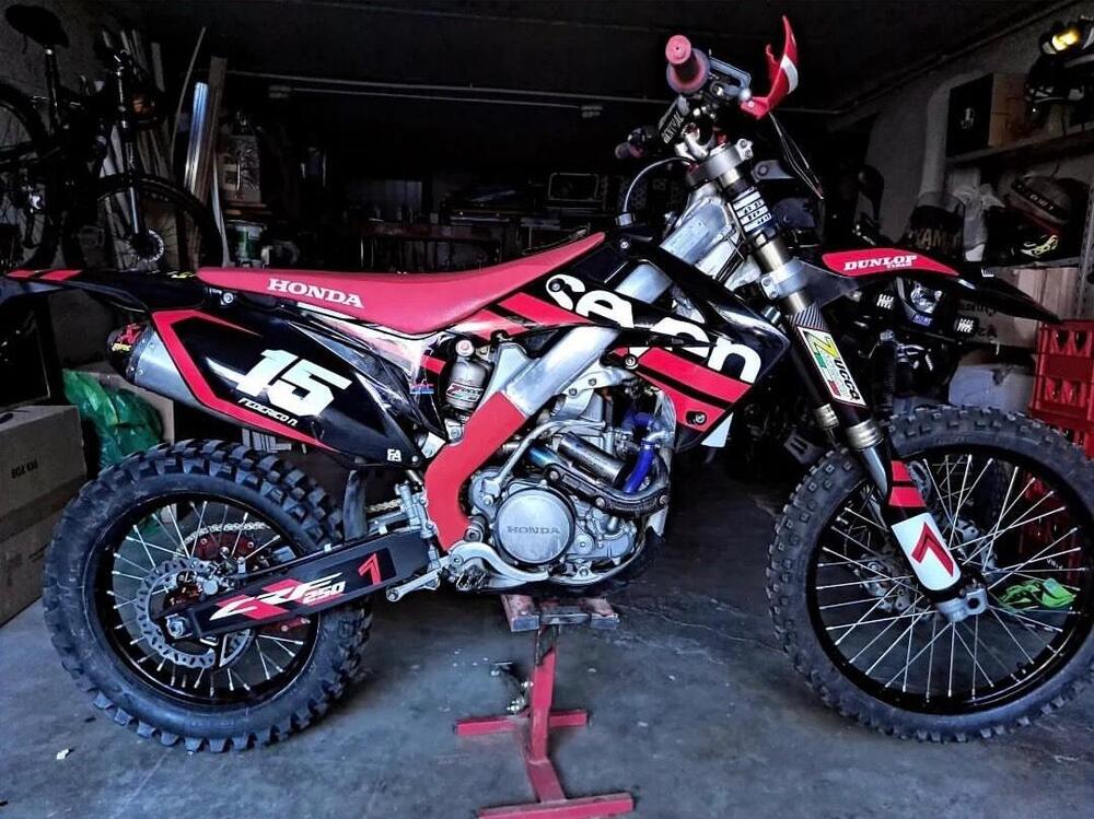 Honda CRF 250 R (2011 - 12)