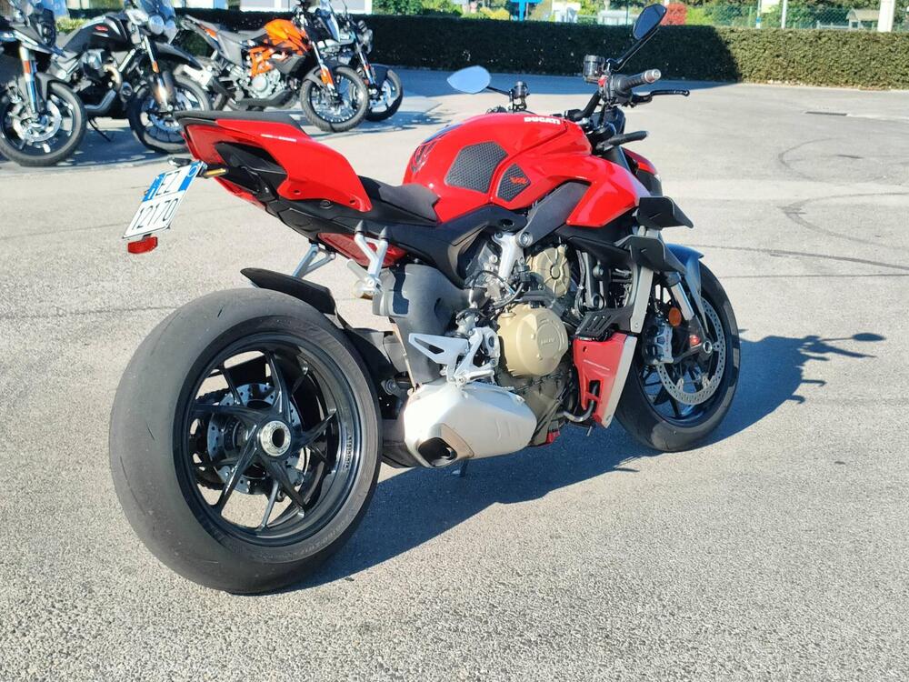 Ducati Streetfighter V4 1100 (2021 - 22) (3)