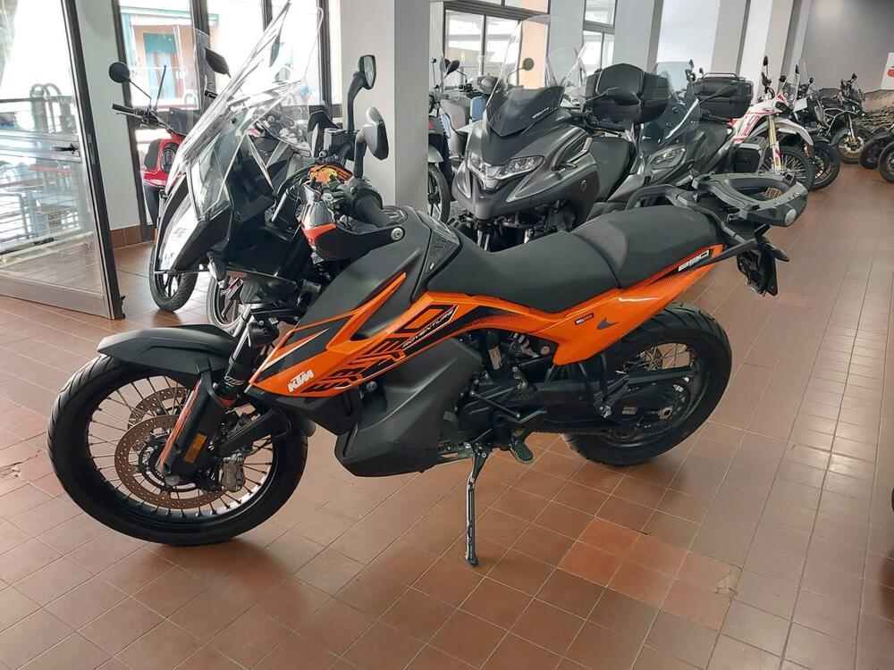 KTM 890 Adventure (2022) (2)