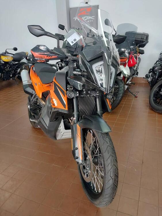 KTM 890 Adventure (2022) (3)