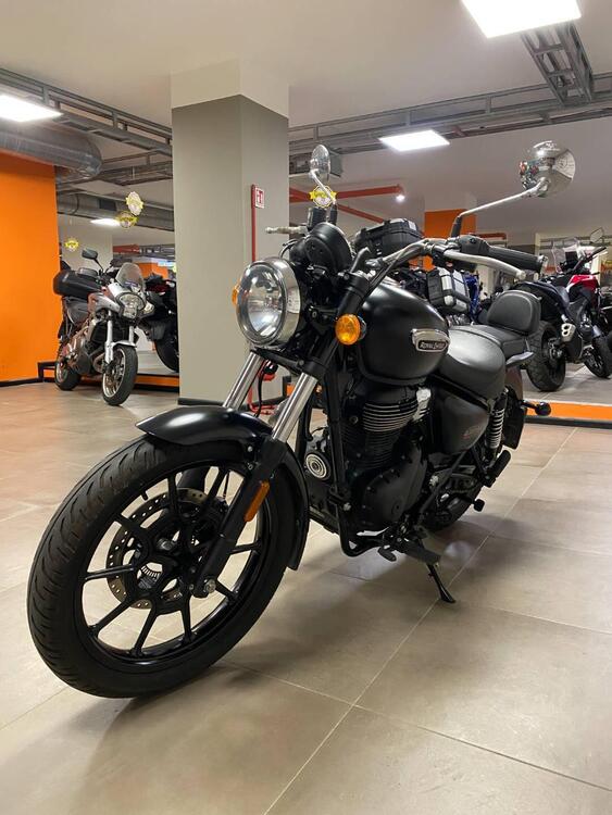 Royal Enfield Meteor 350 Fireball (2021 - 24) (3)