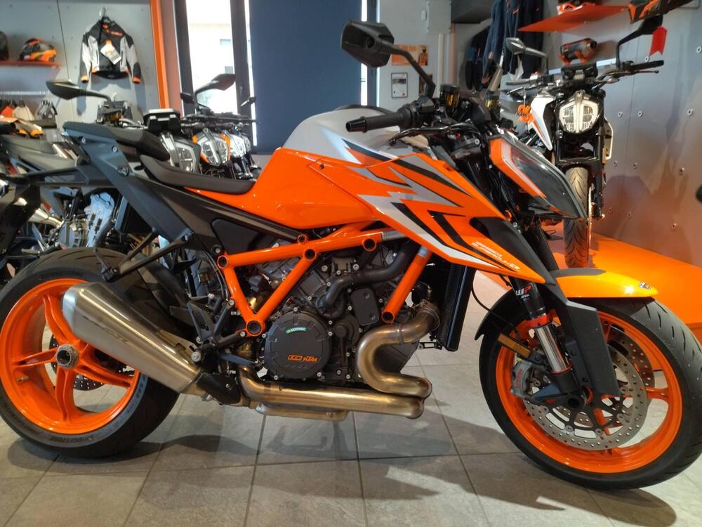 KTM 1290 Super Duke R (2022 - 23)