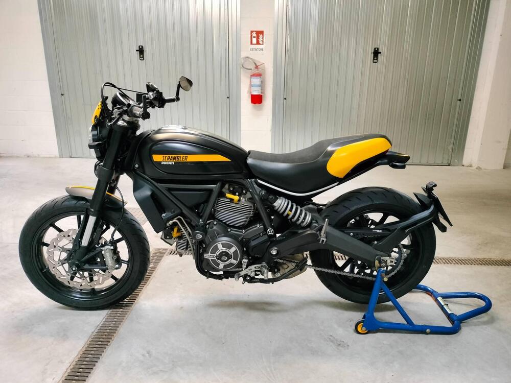 Ducati Scrambler 800 Full Throttle (2015 - 16) (2)