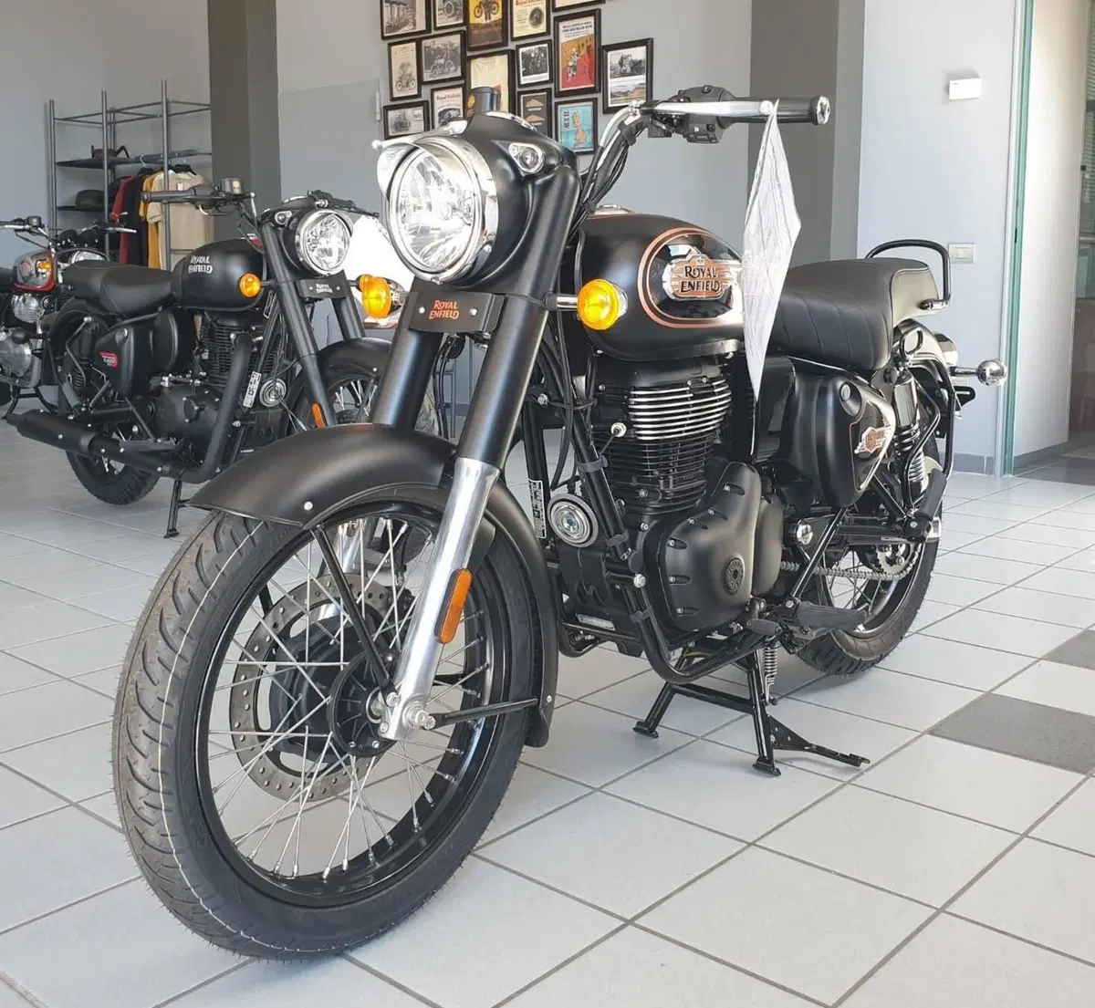 Royal Enfield Bullet 350 (2024 - 26) (3)