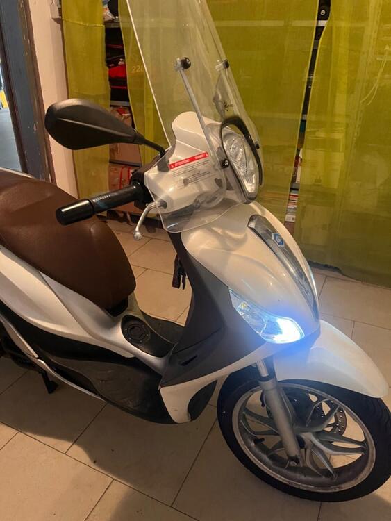 Piaggio Medley 125 ABS (2016 - 19) (2)