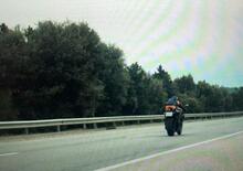 Sfreccia con la sua R1 a 250 km/h davanti a un autovelox. Motociclista spagnolo ne guai 