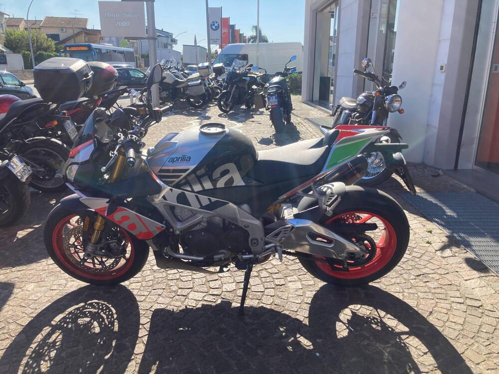 Aprilia Tuono 1100 V4 Factory (2015 - 17) (3)